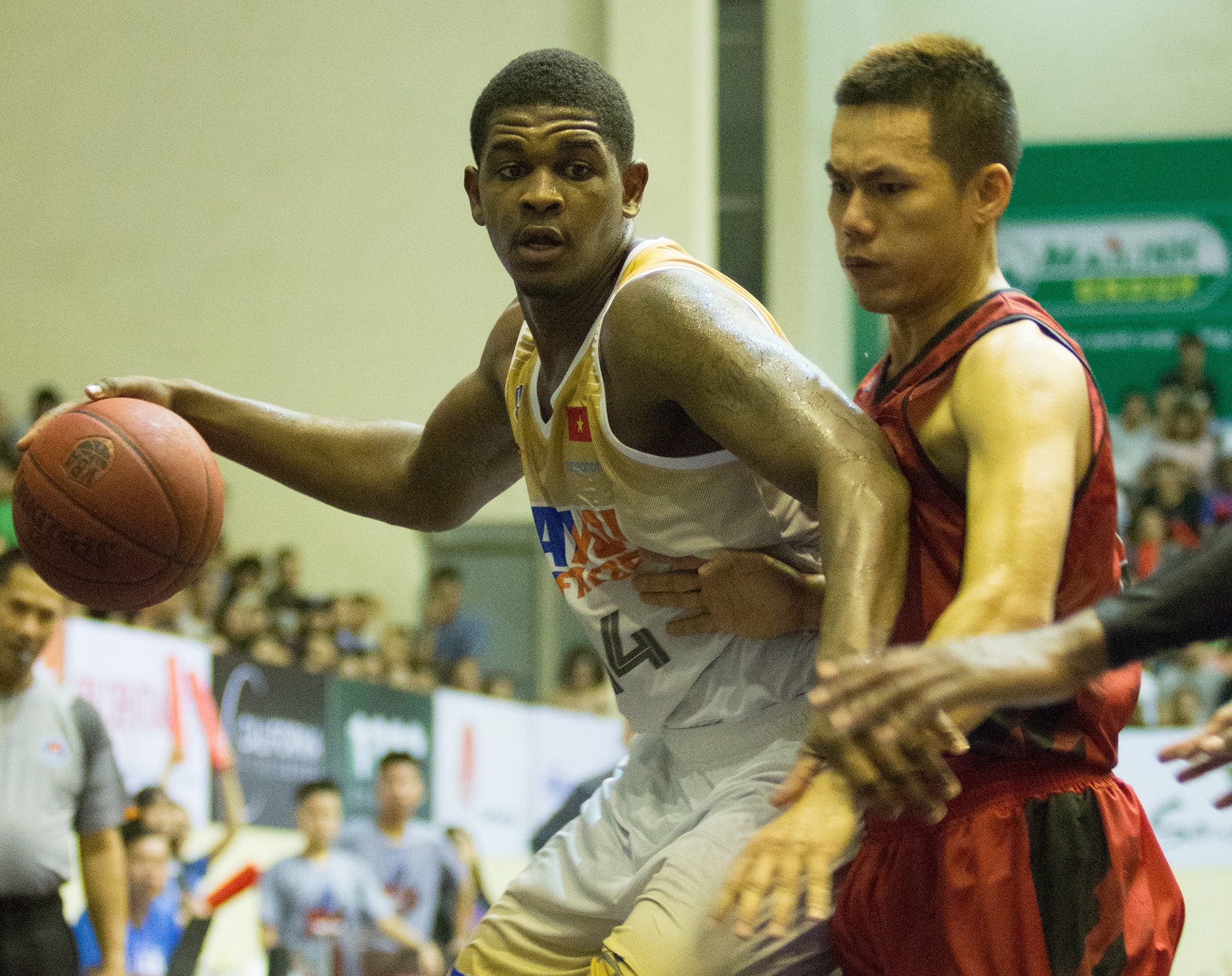 hanoi buffaloes thua thanglong warriors anh 10