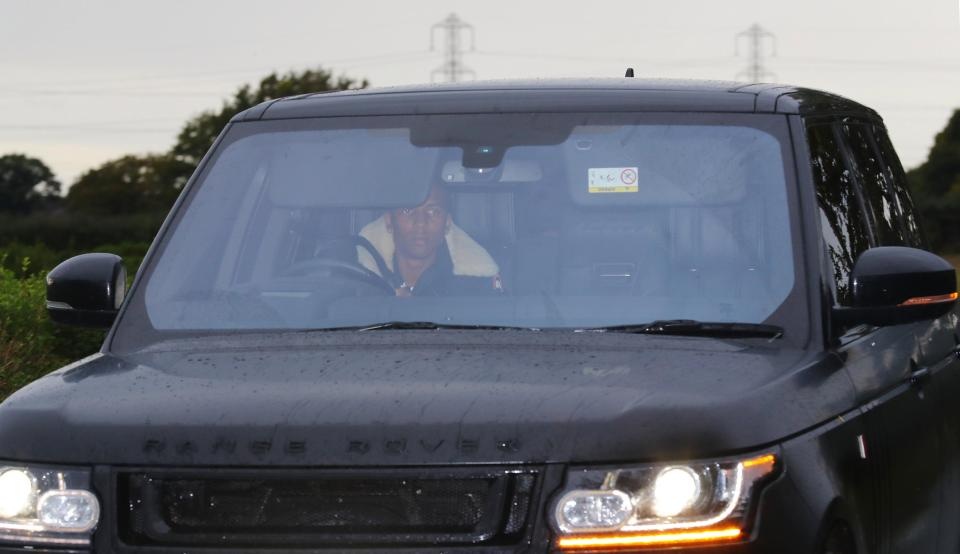 ibra tro lai tap luyen cung MU anh 7