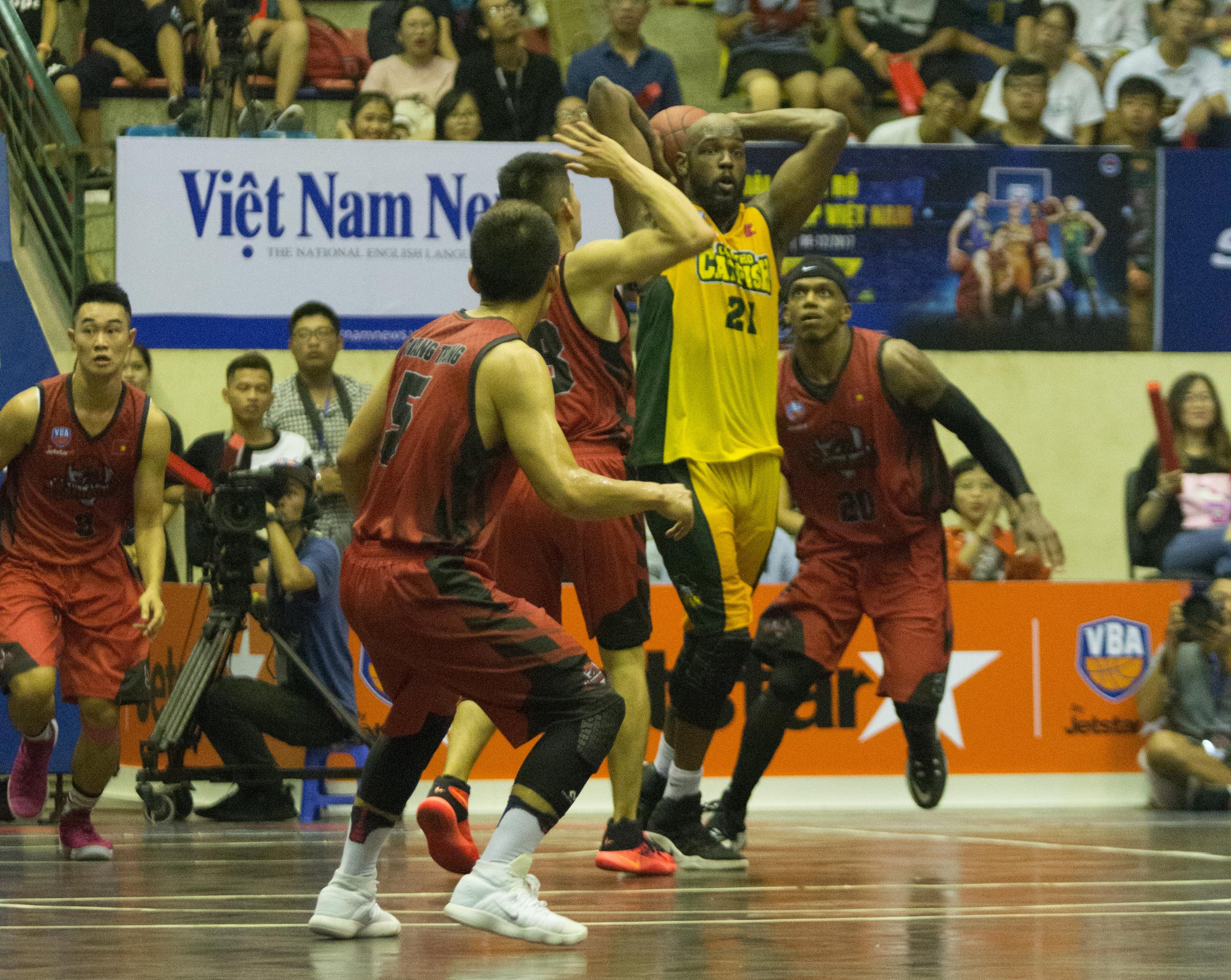 thanglong warriors thua cantho catfish anh 1