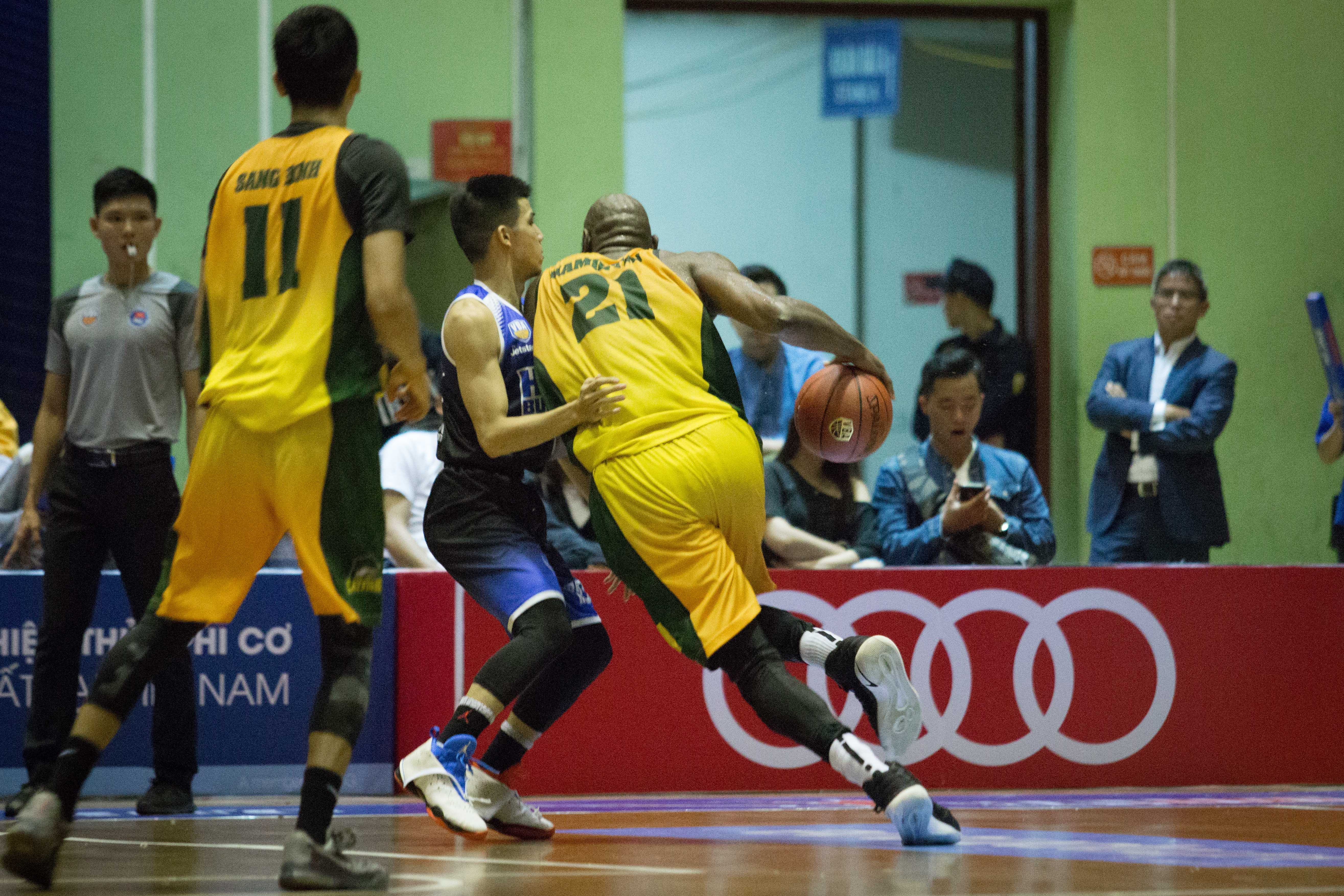 hanoi buffaloes thua tren san nha anh 4