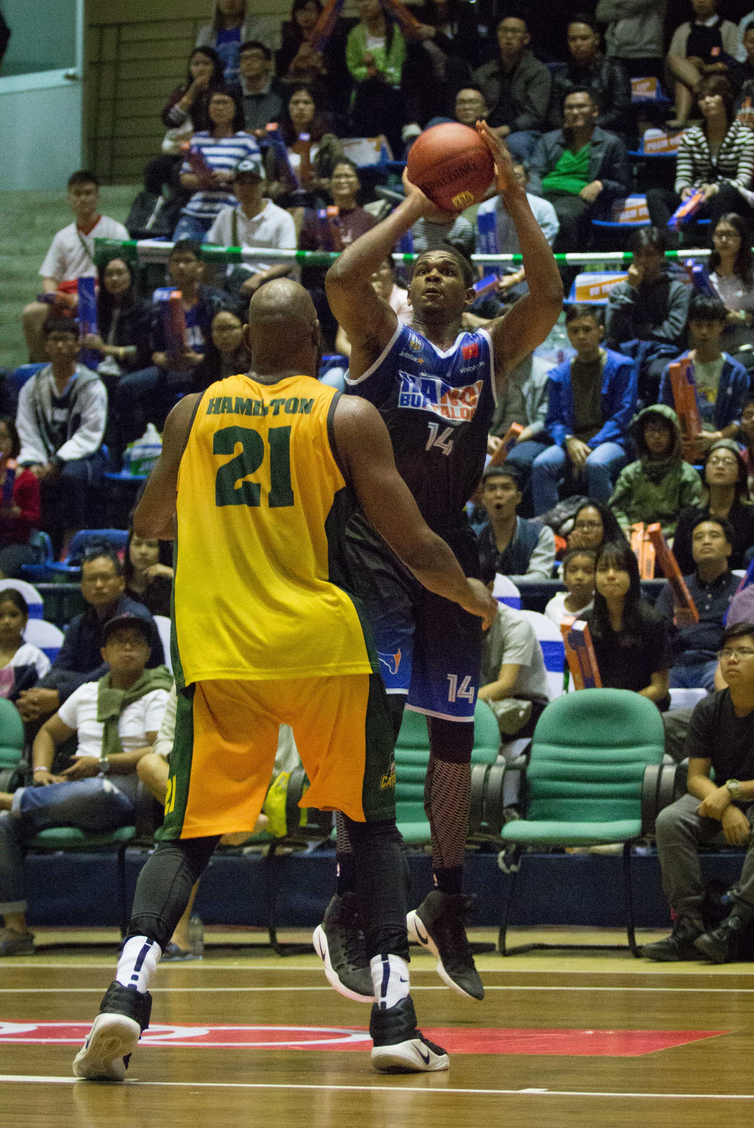 hanoi buffaloes thua tren san nha anh 9