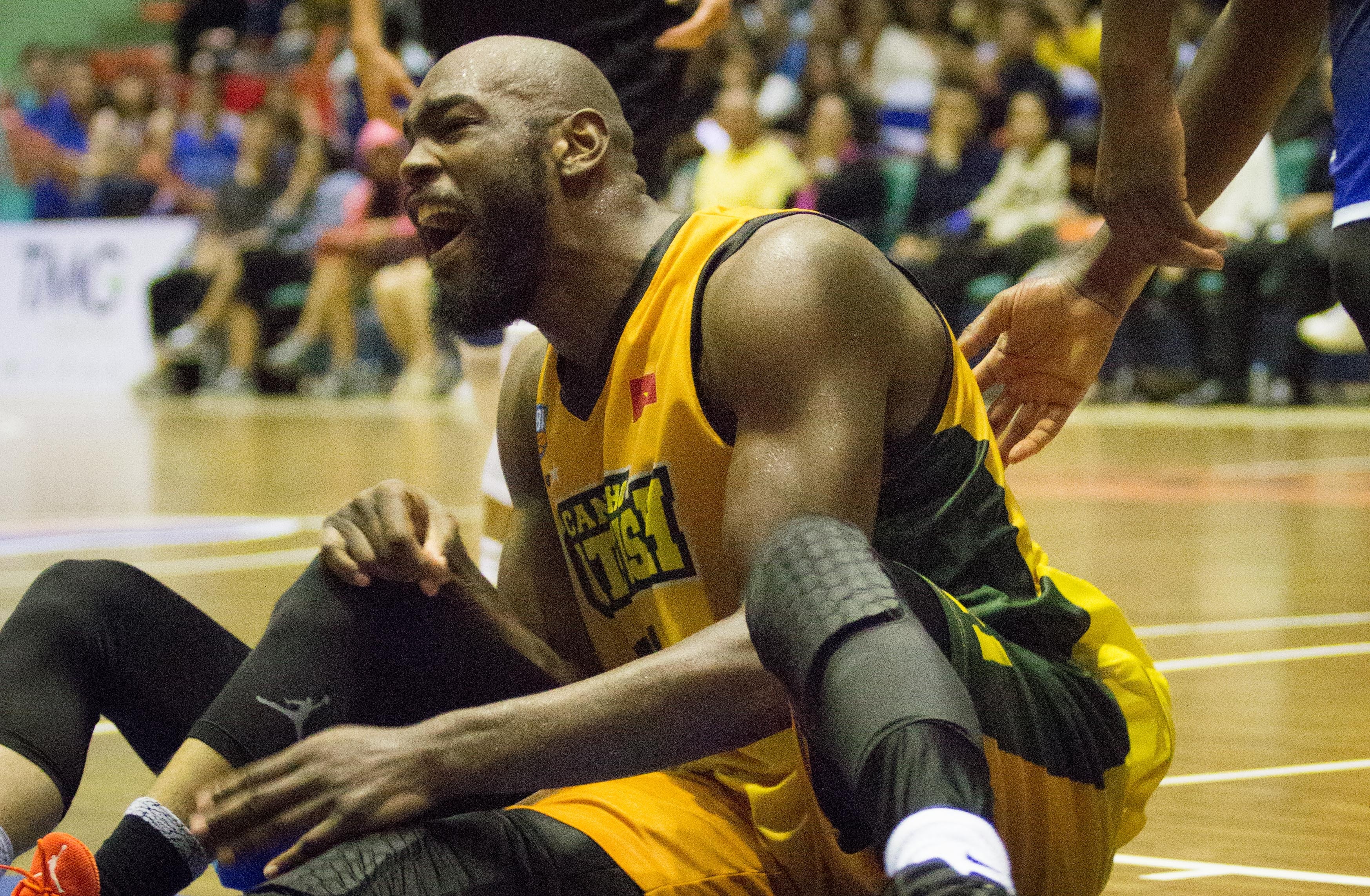 hanoi buffaloes thua cantho catfish anh 4