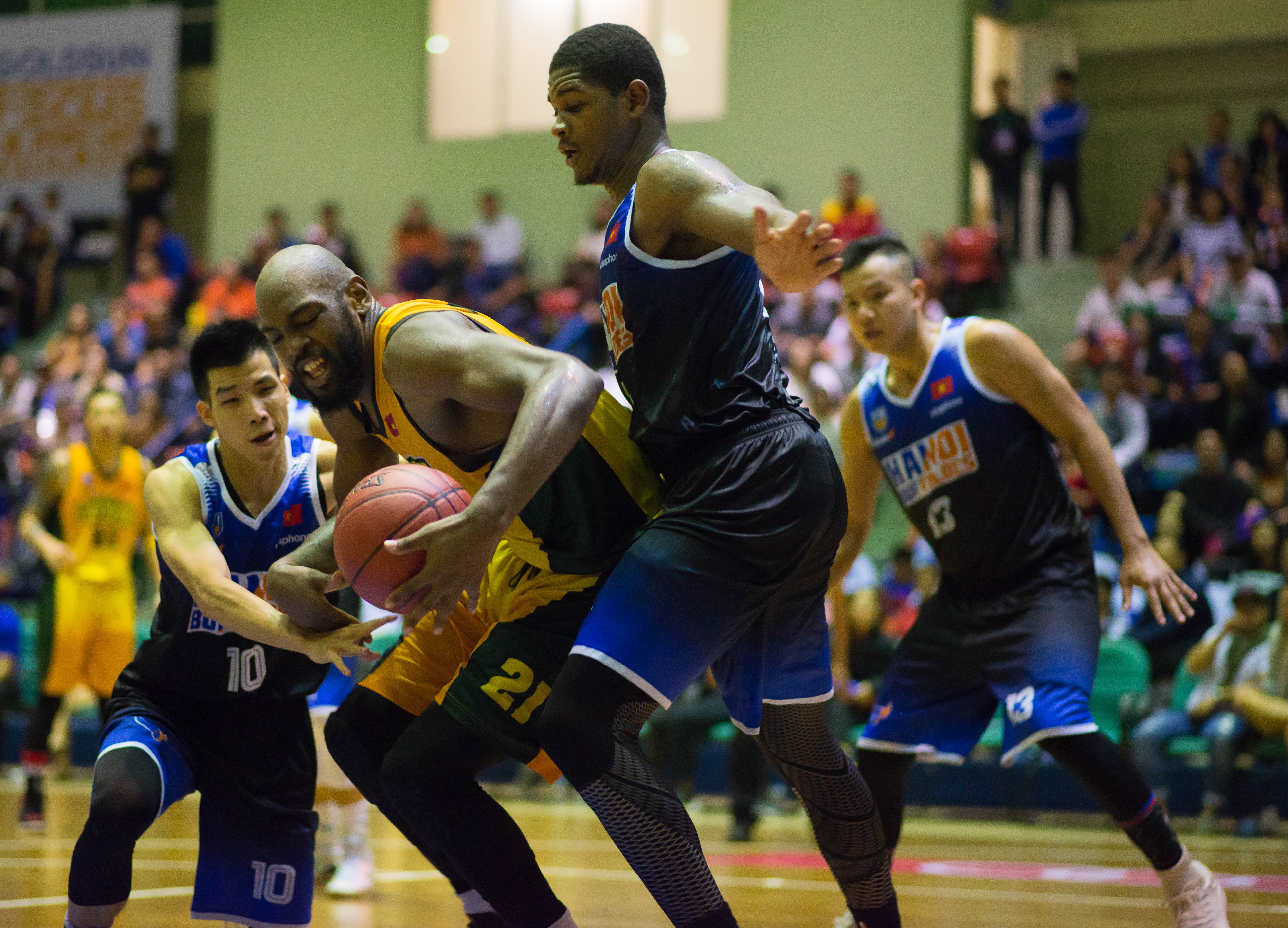 hanoi buffaloes thua cantho catfish anh 5