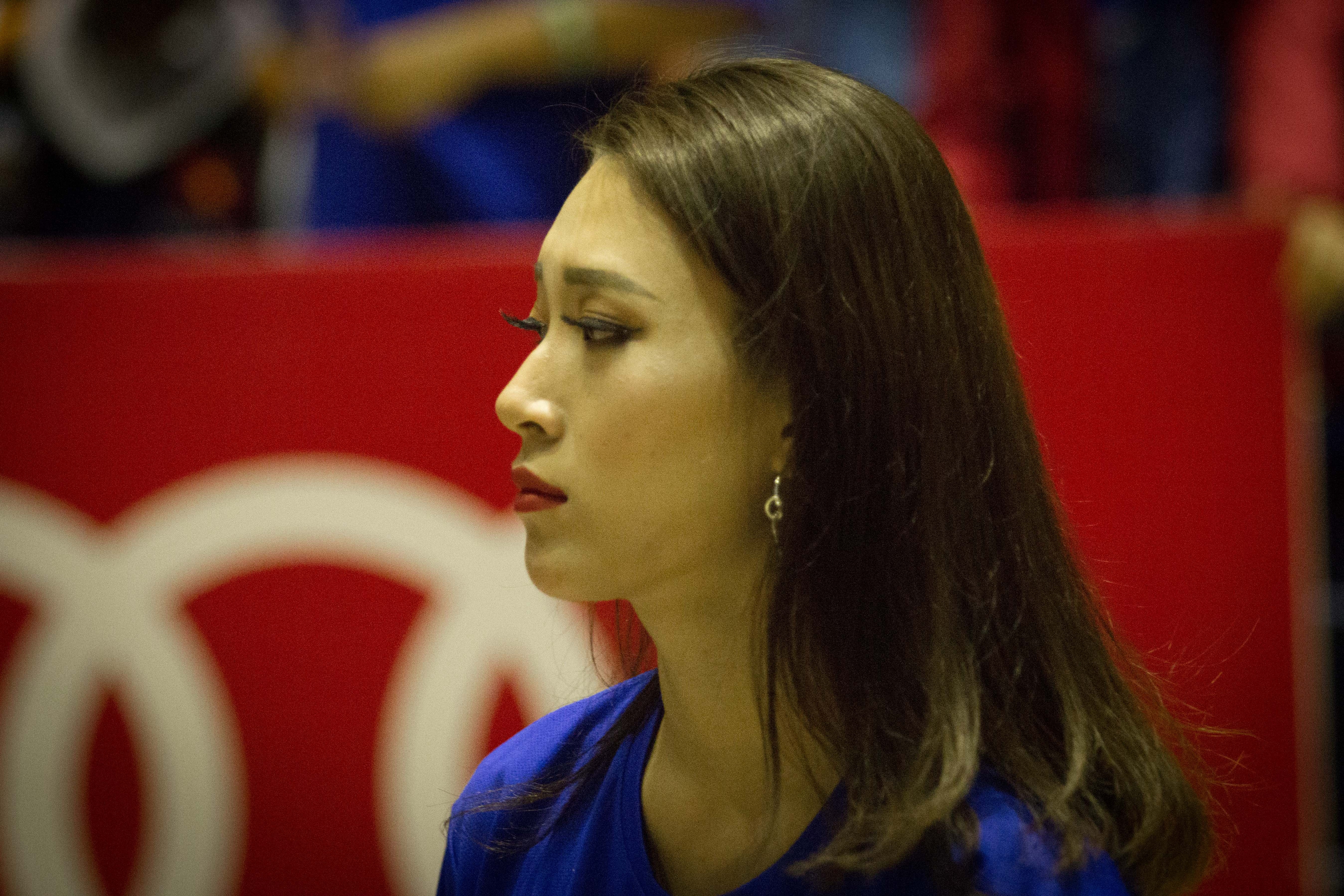 Cau thu, co dong vien Hanoi Buffaloes that than vi thua Cantho Catfish hinh anh