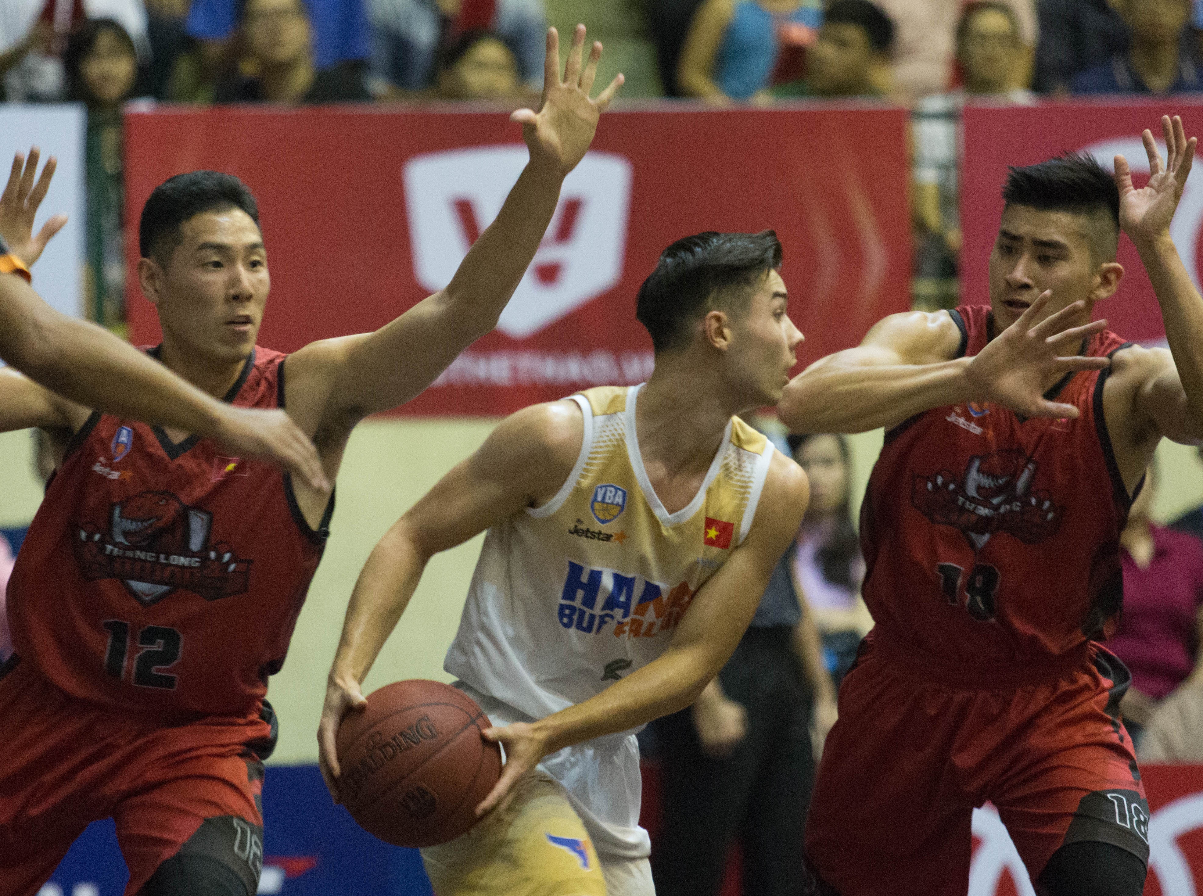 hanoi buffaloes thua thanglong warriors anh 6