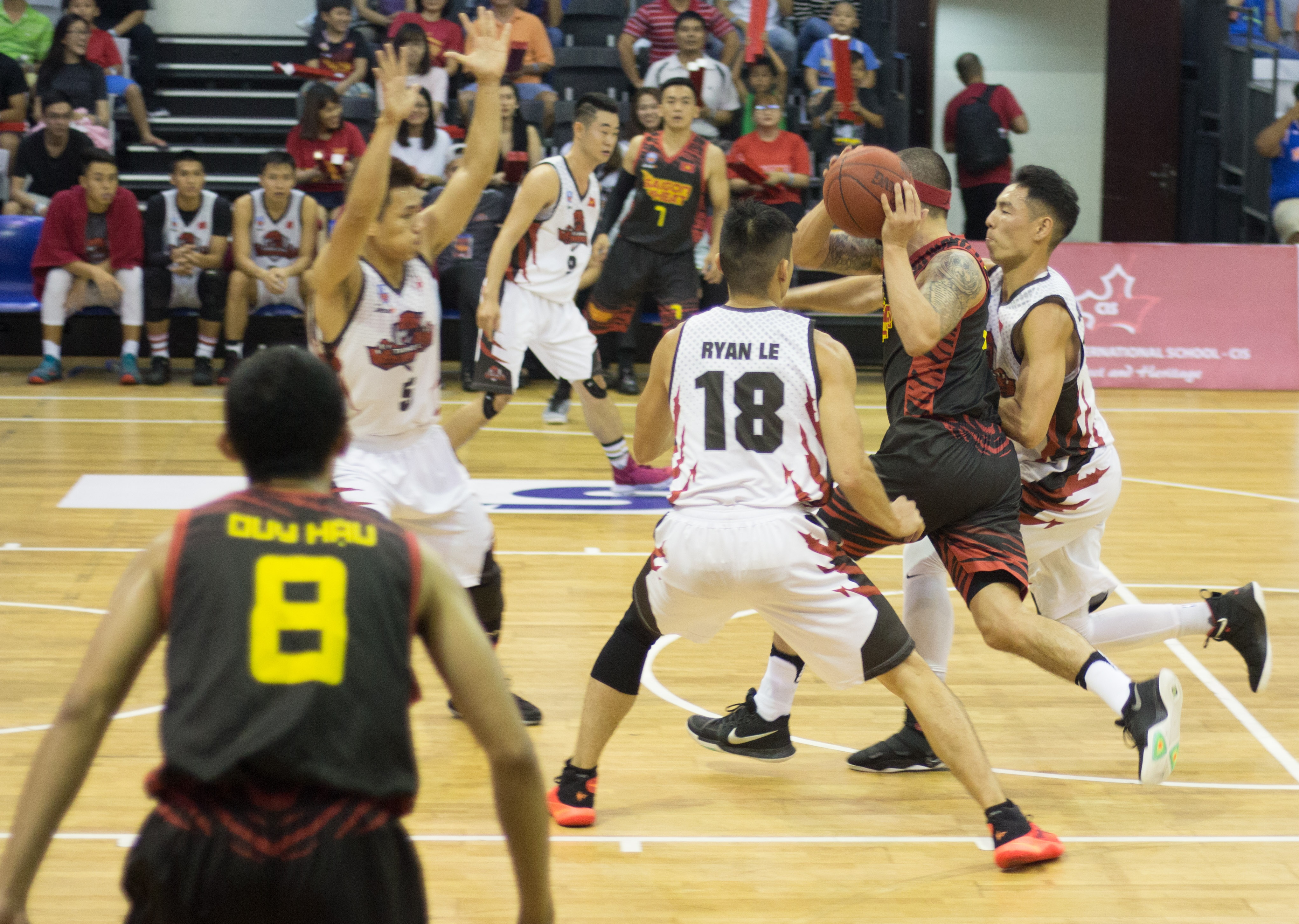 Highlights Thanglong Warriors ha guc Saigon Heat hinh anh