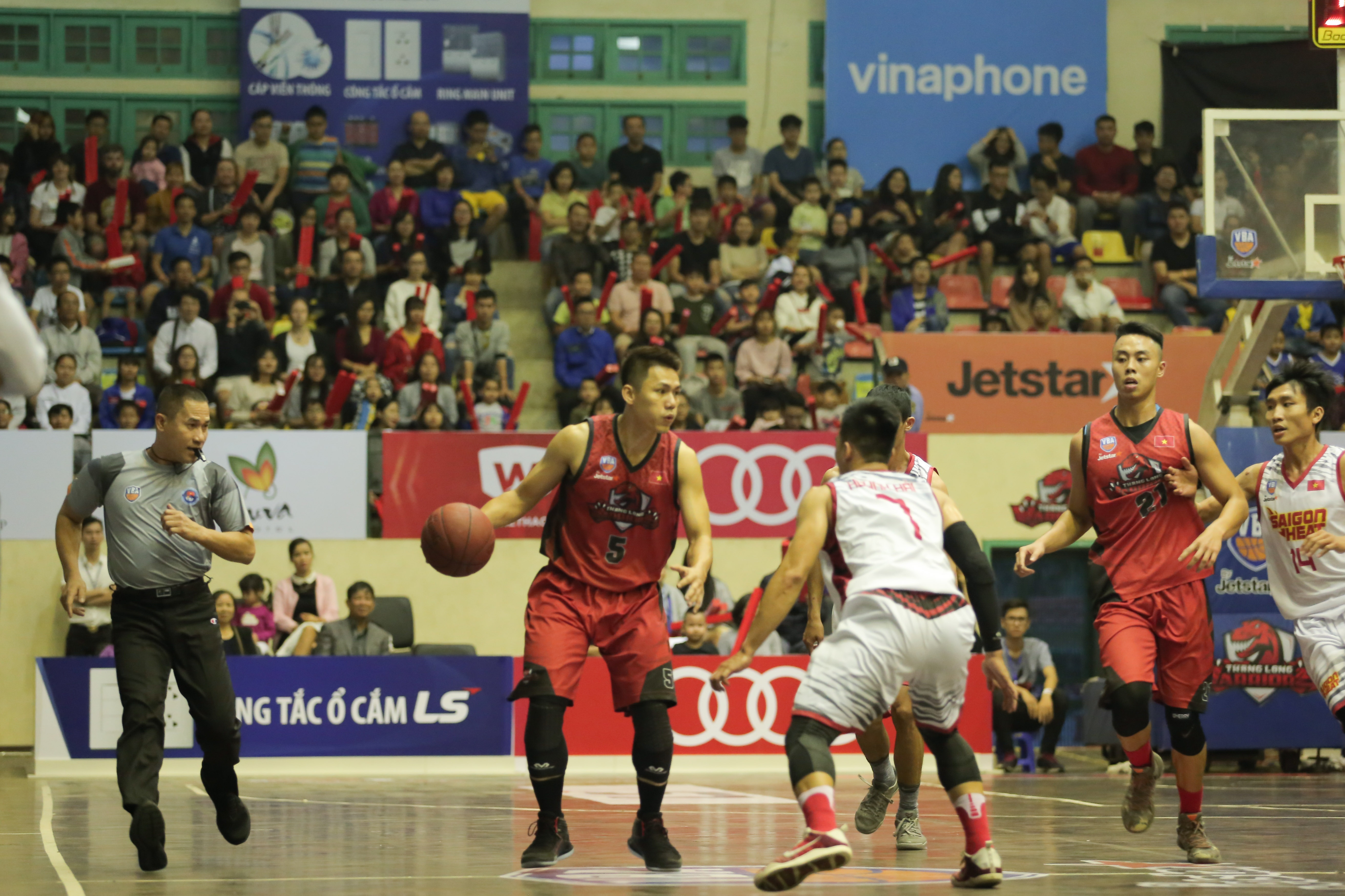 'Thanglong Warriors thang Saigon Heat vi biet sua sai kip thoi' hinh anh