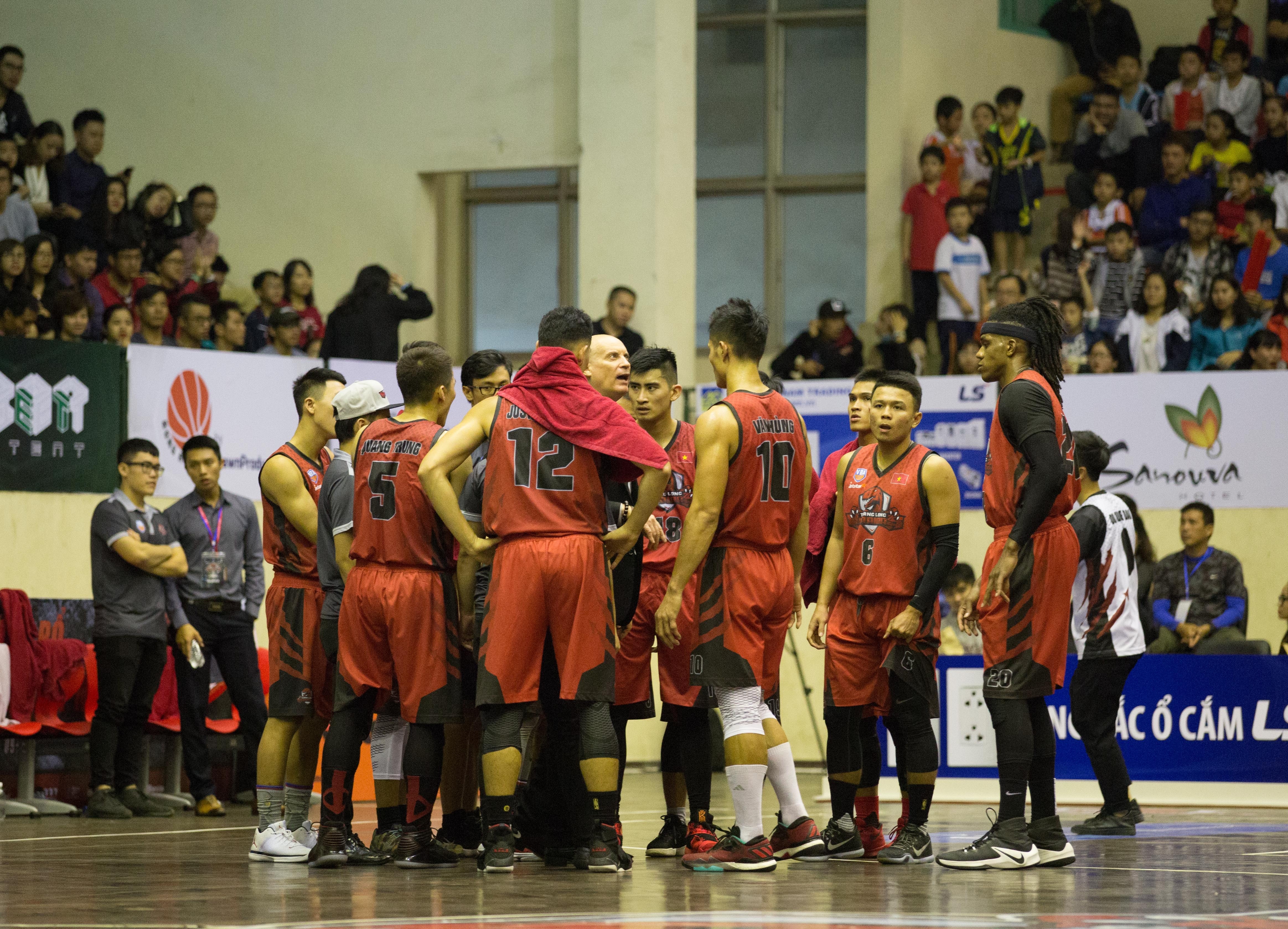 thanglong warriors dai thang Hanoi buffaloes anh 15