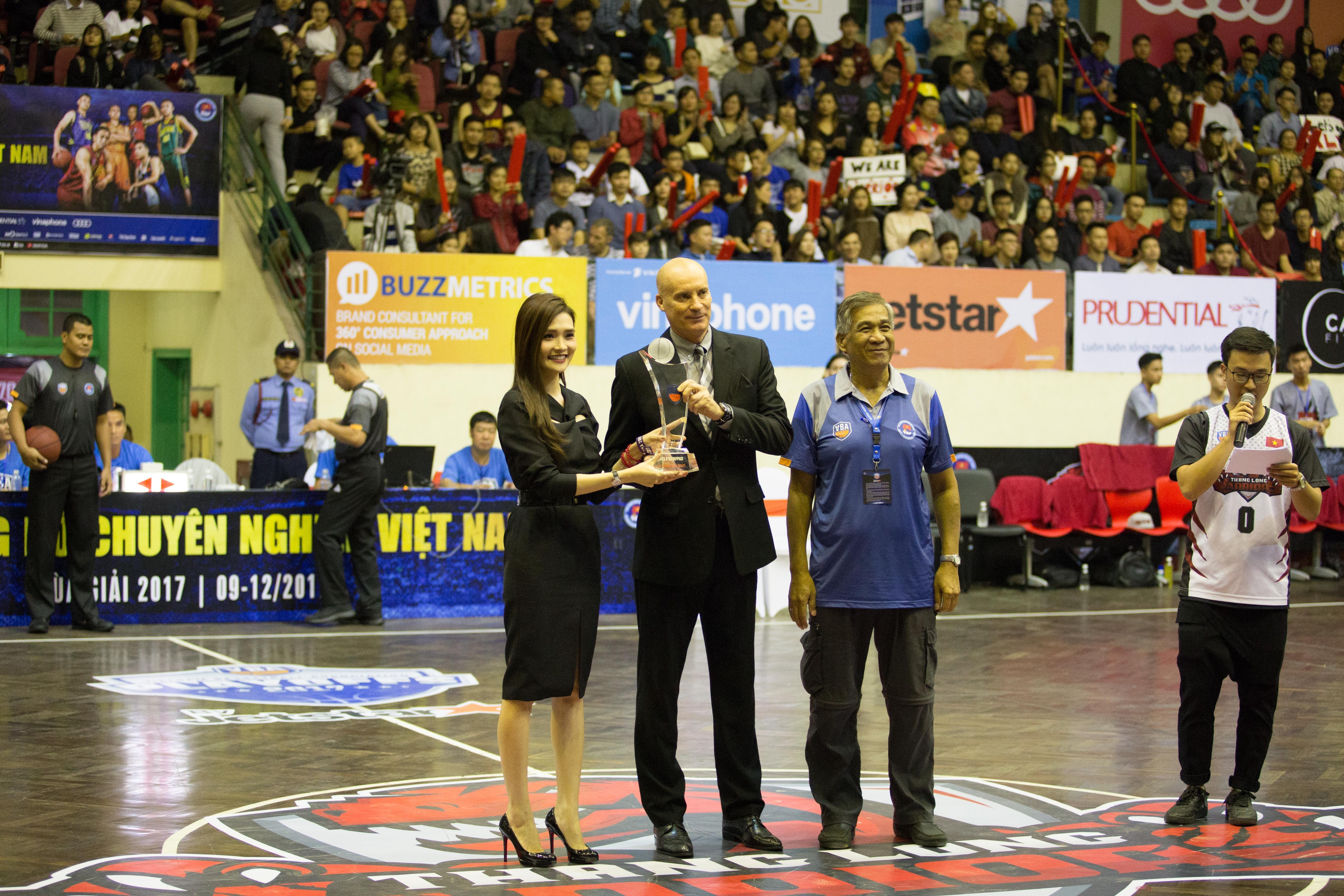 thanglong warriors dai thang Hanoi buffaloes anh 1