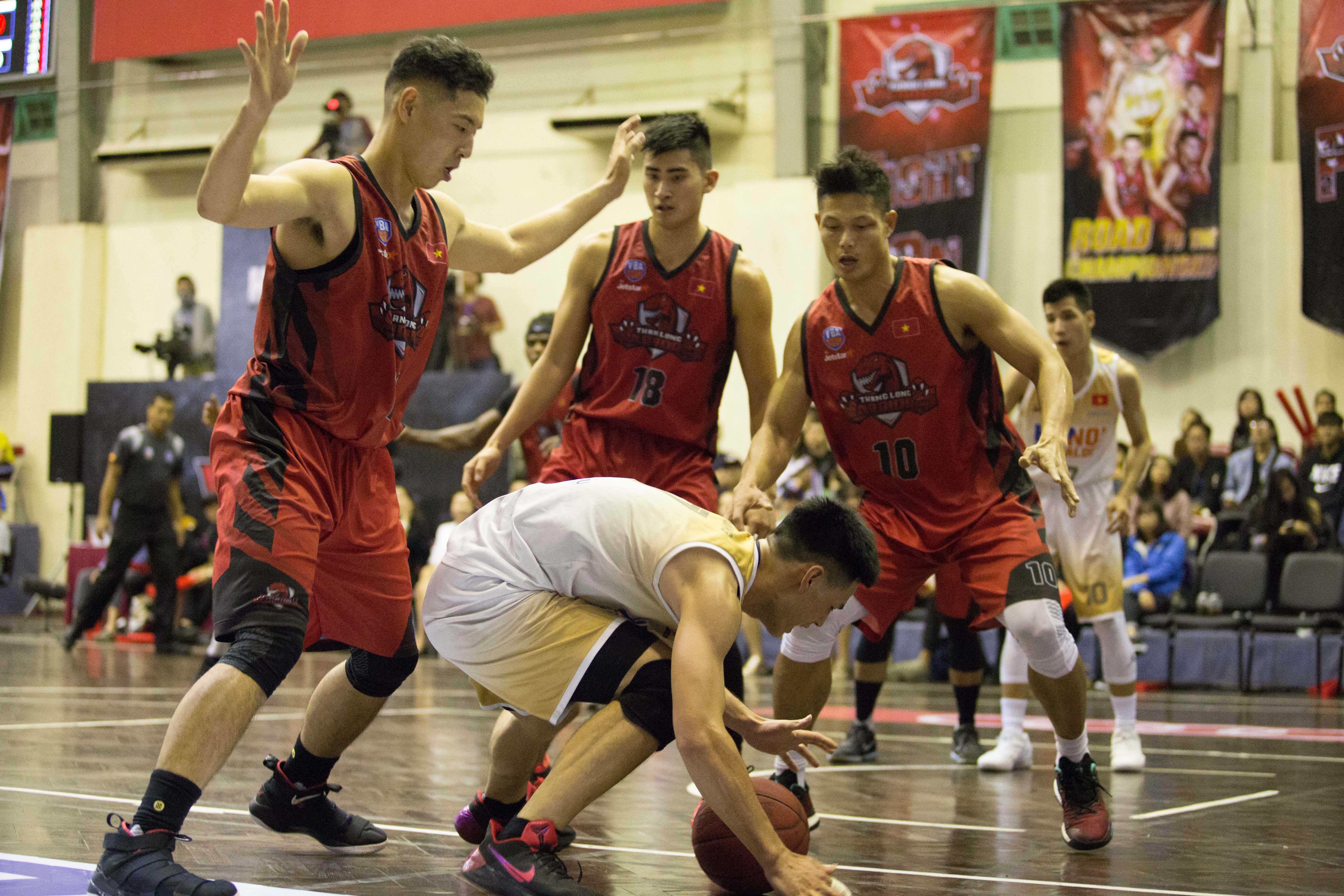 thanglong warriors dai thang Hanoi buffaloes anh 8