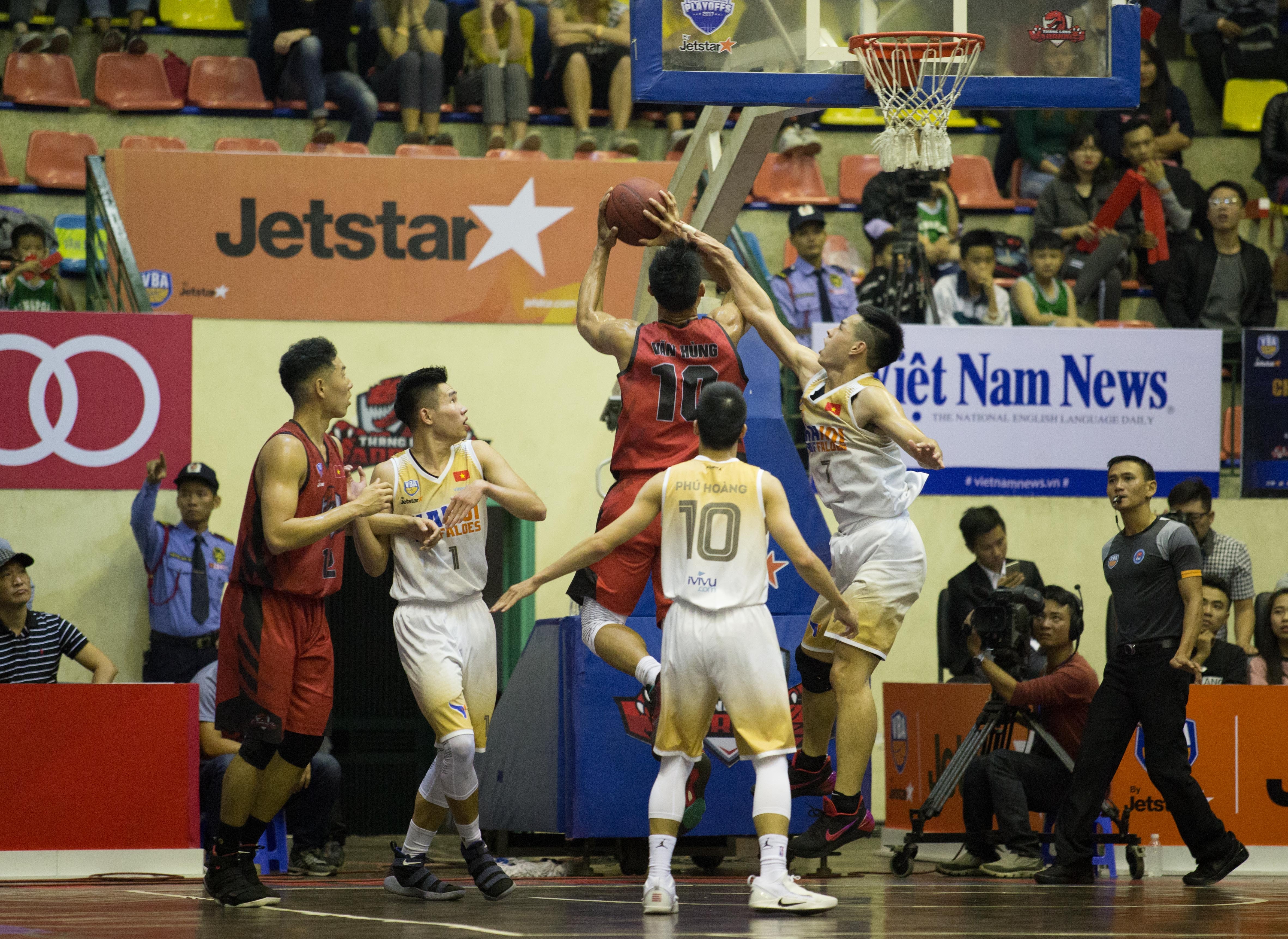 thanglong warriors dai thang Hanoi buffaloes anh 9