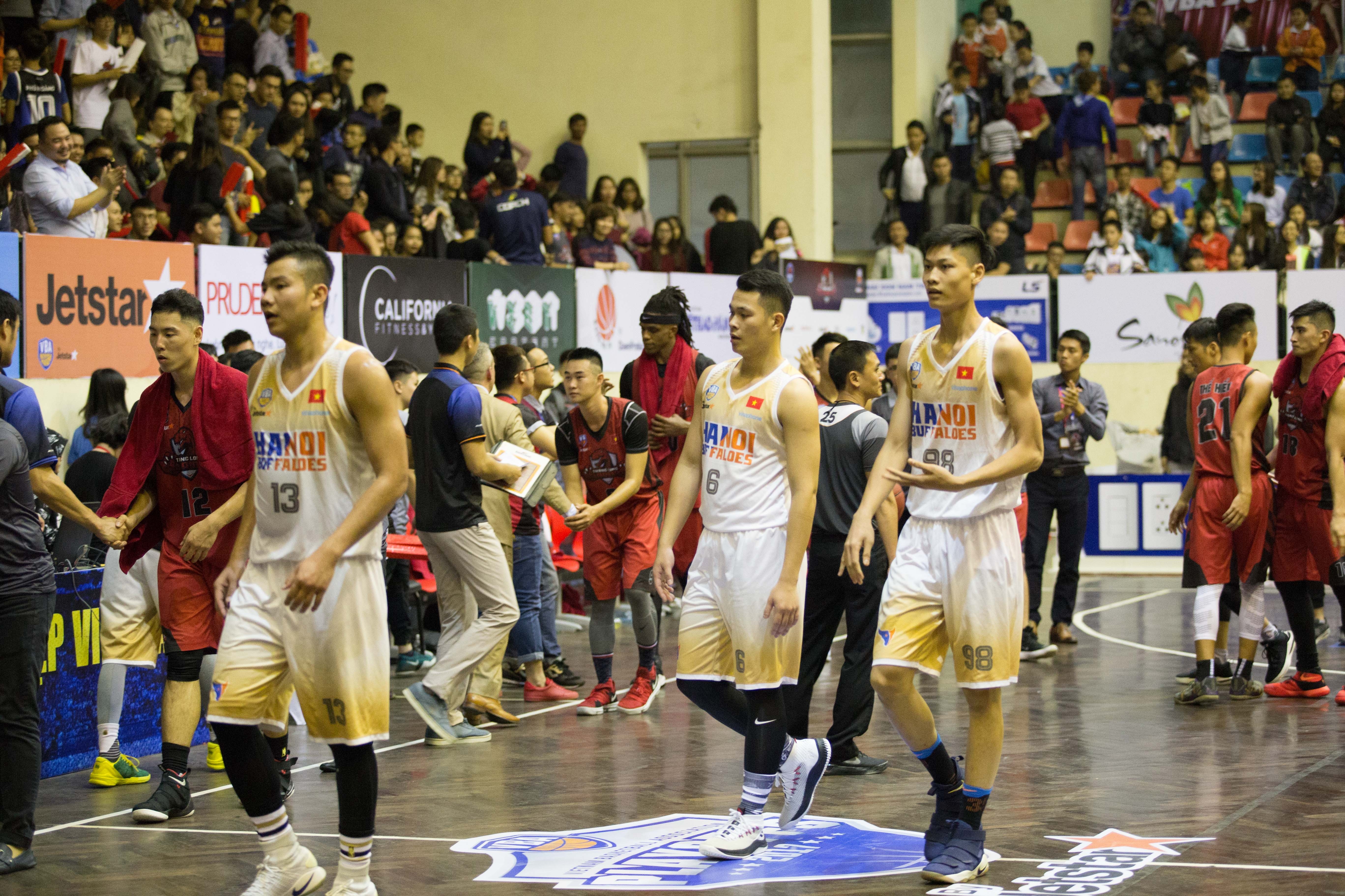 hanoi buffaloes thua thanglong warriors anh 13