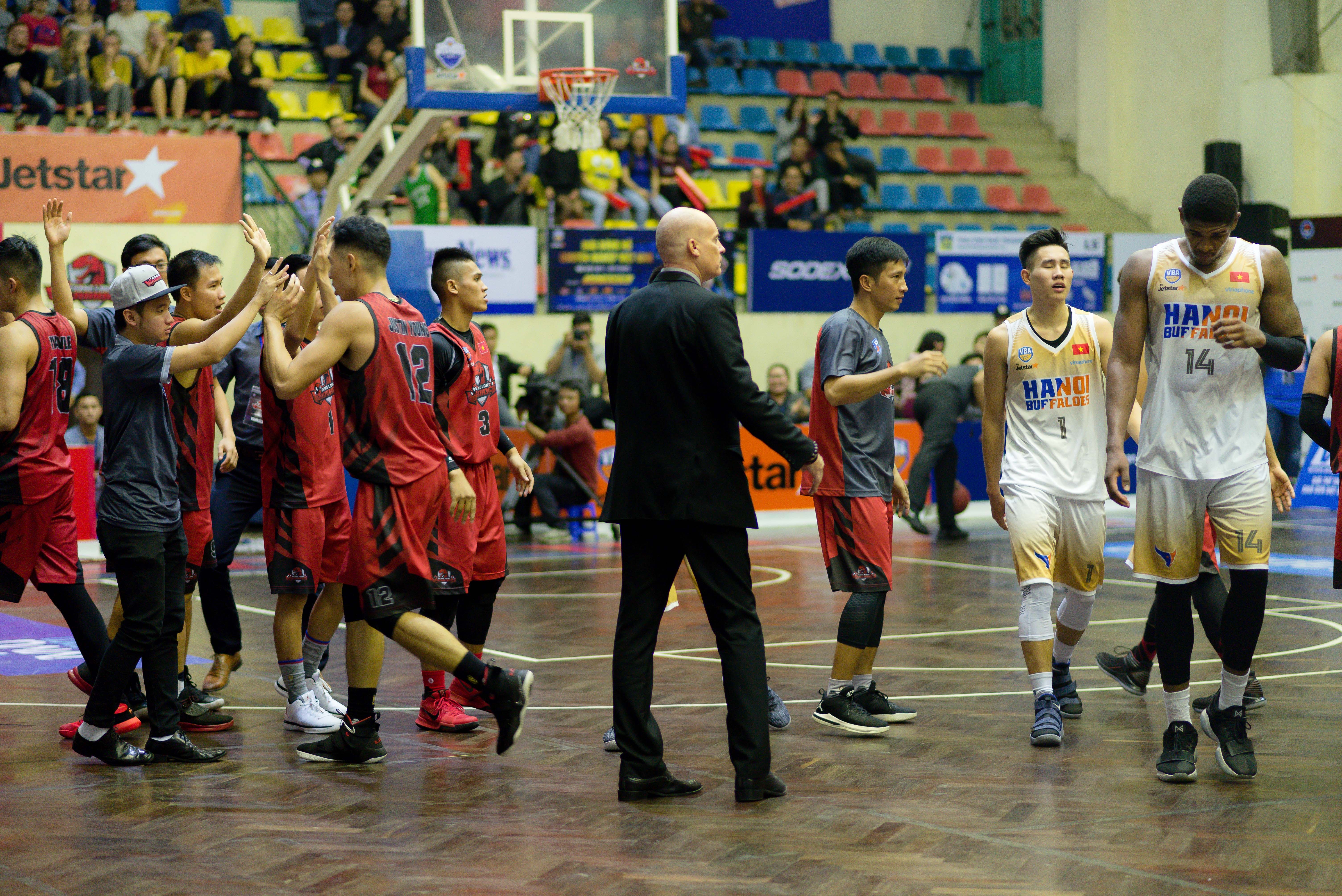 hanoi buffaloes thua thanglong warriors anh 7