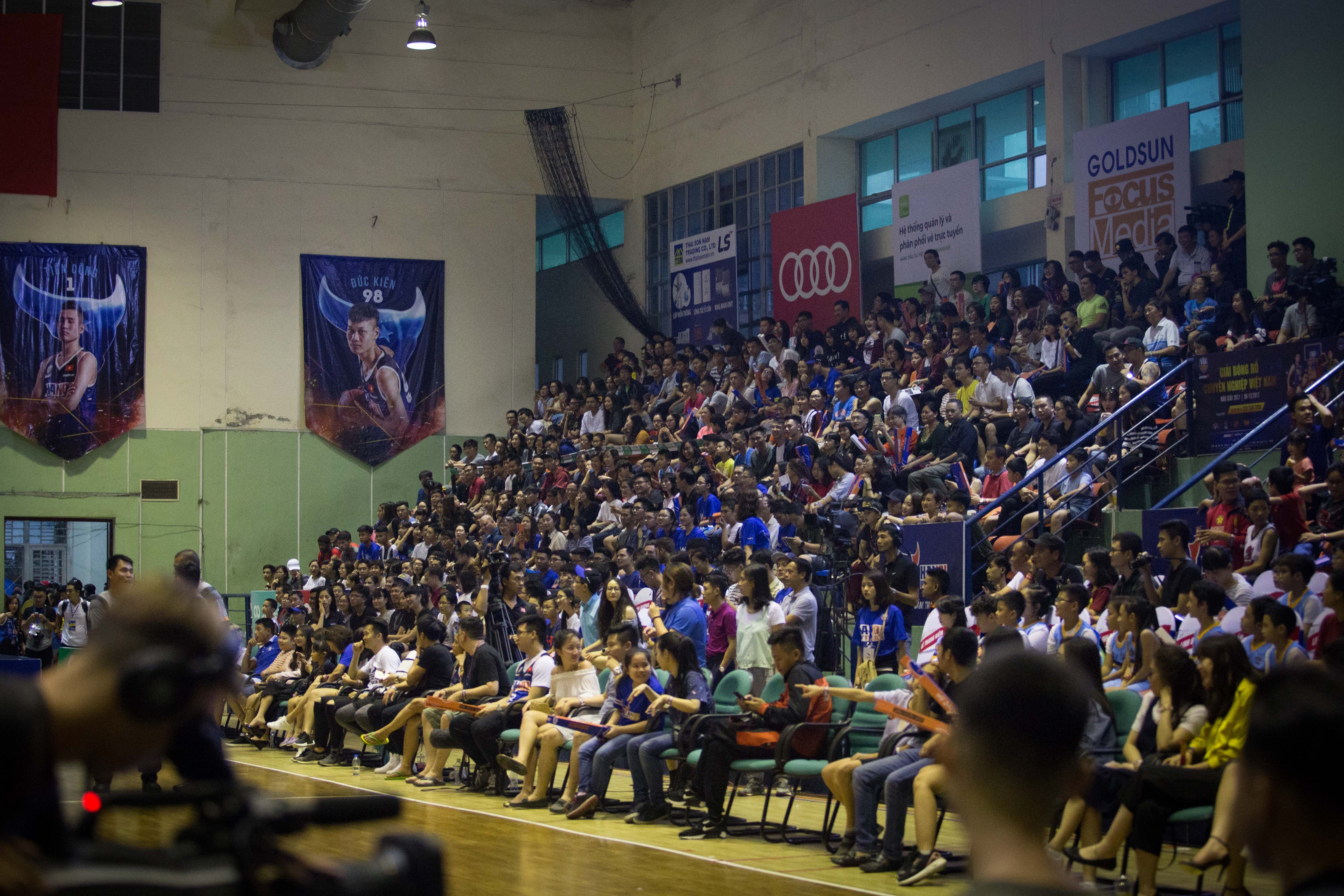 hanoi buffaloes thua thanglong warriors anh 1