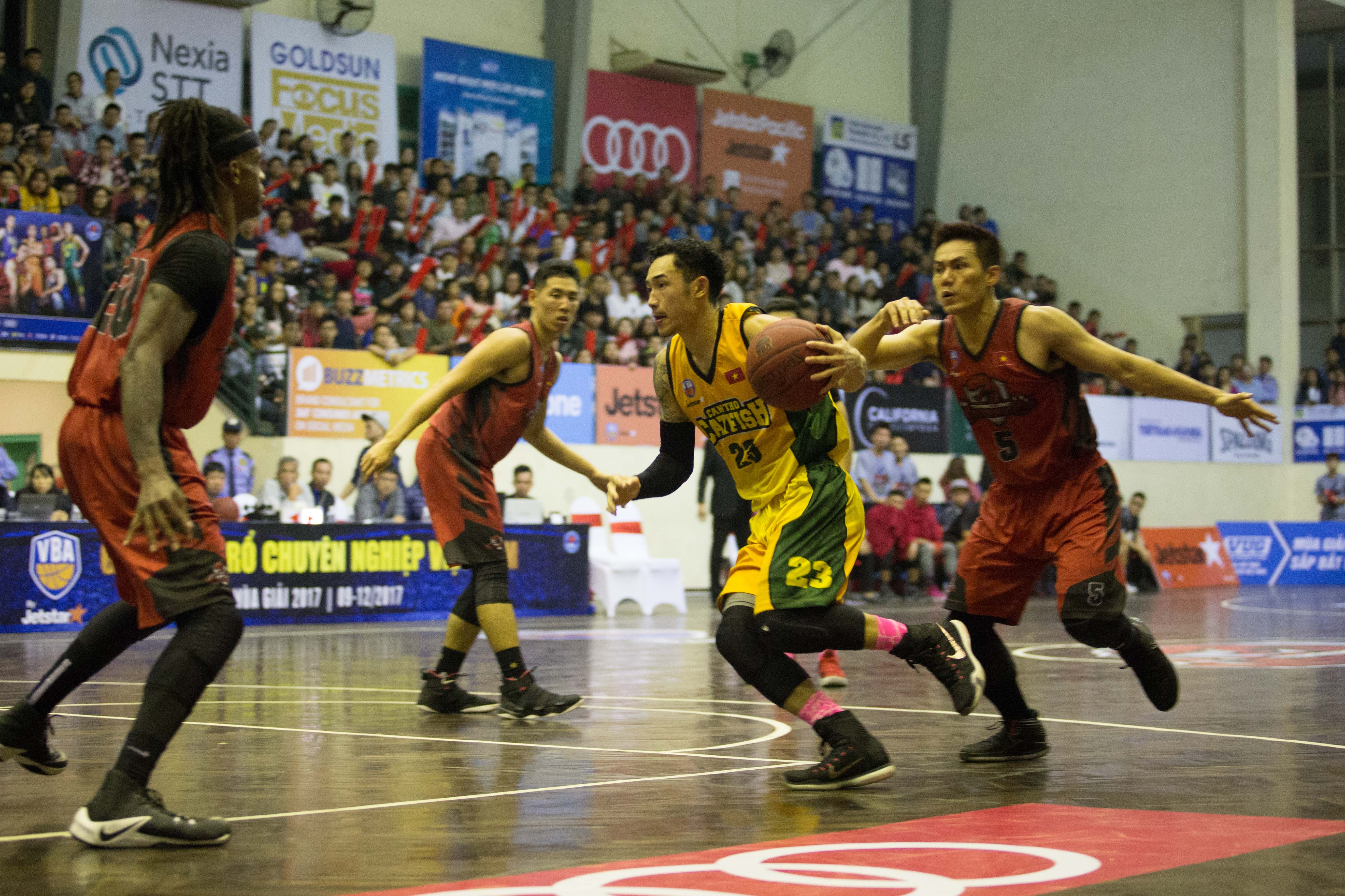 cantho catfish danh bai thanglong Warriors anh 9