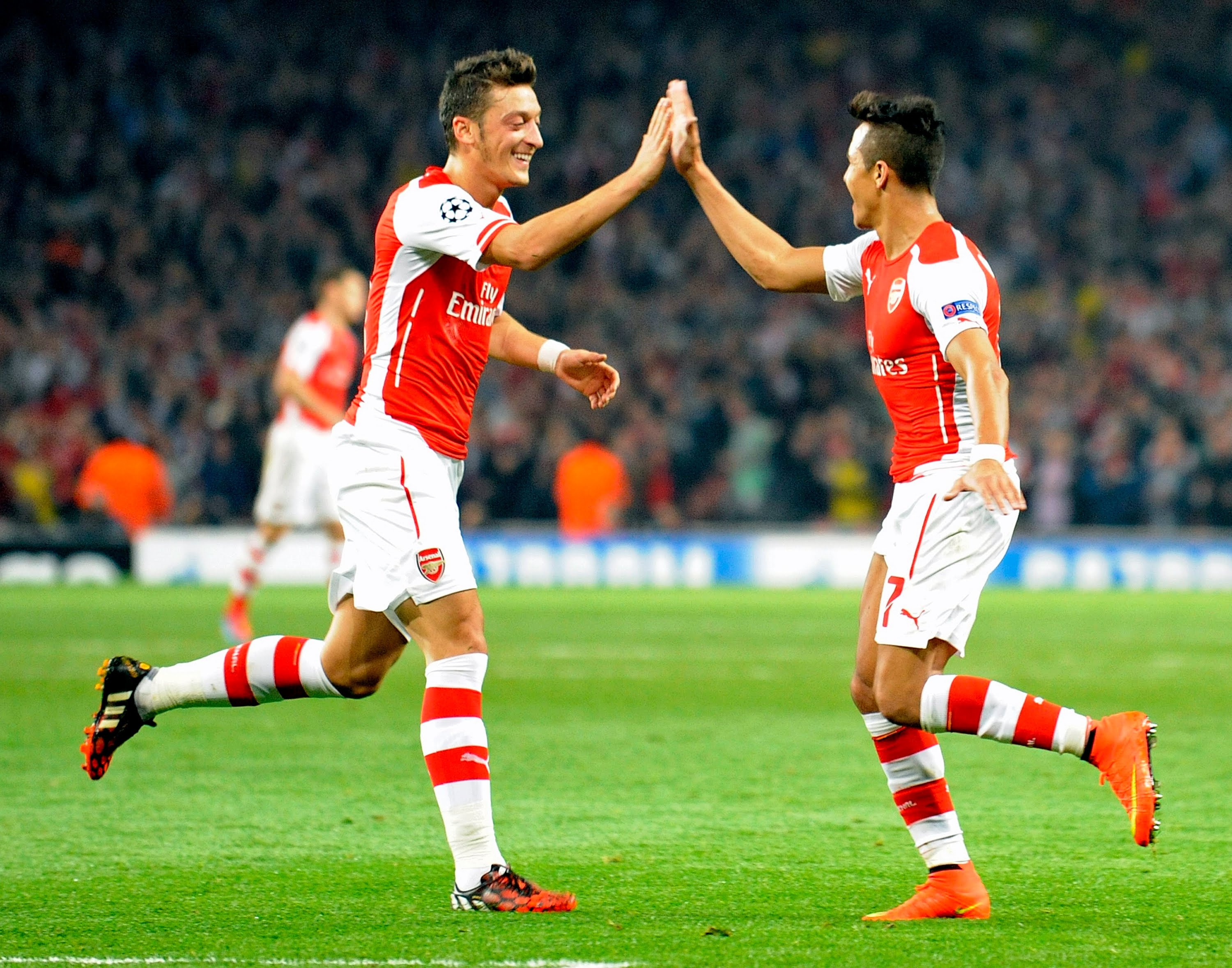 ozil roi arsenal anh 1