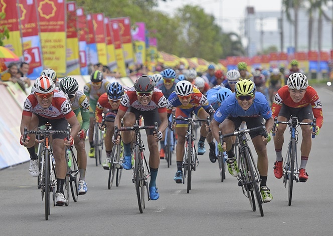 Anh em Van Duan – Nguyet Minh ve nhat chang 2 cup BTV hinh anh