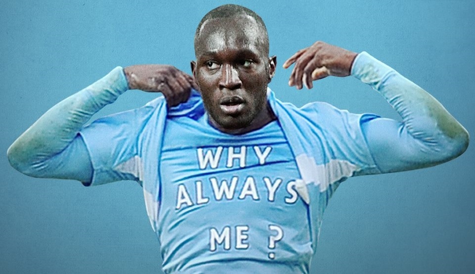 Fan de doa danh dap Lukaku sau 2 pha kien tao cho Man City hinh anh