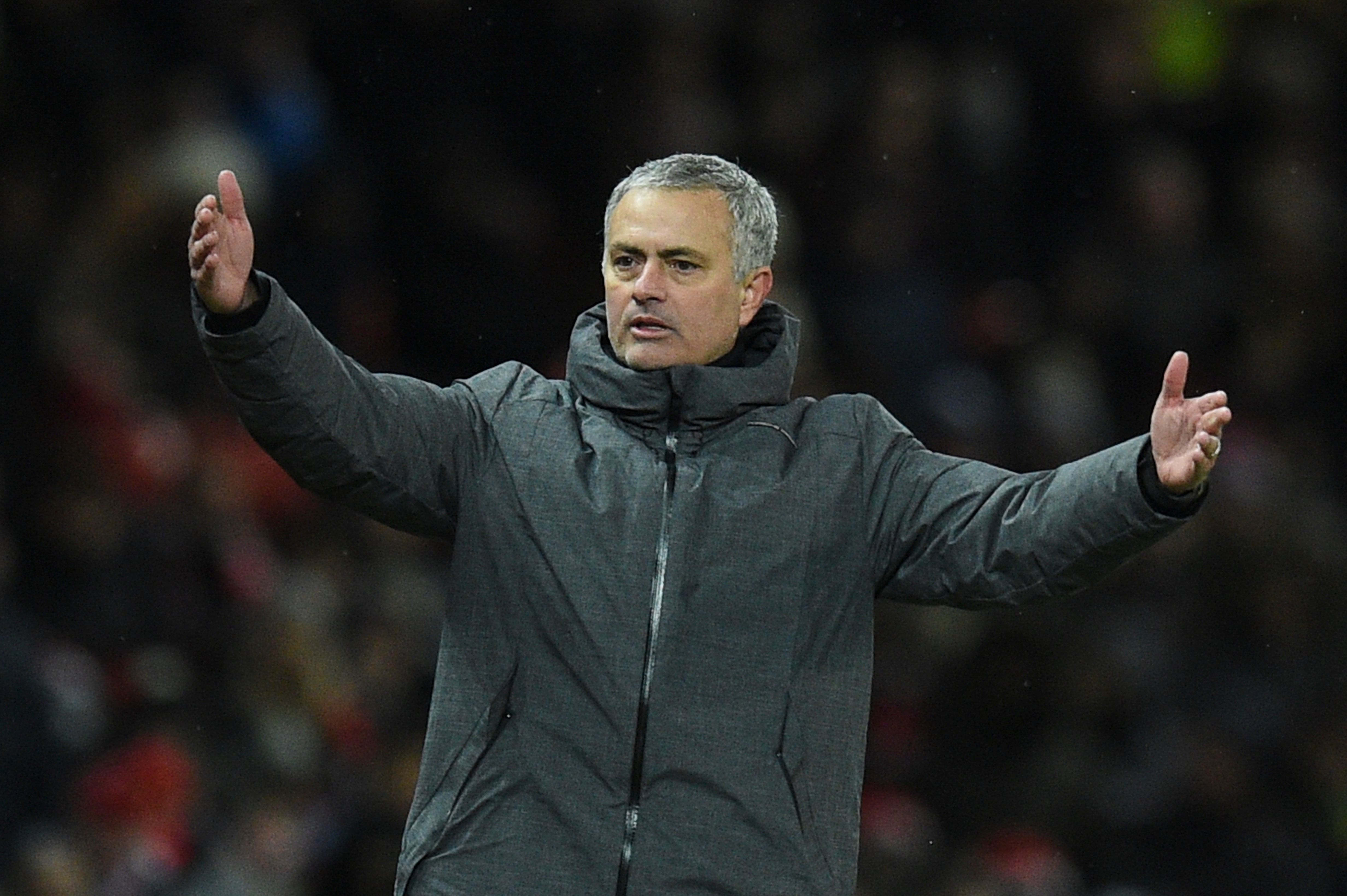 Mourinho: 'Toi se di Brazil luon neu Man City vo dich som' hinh anh