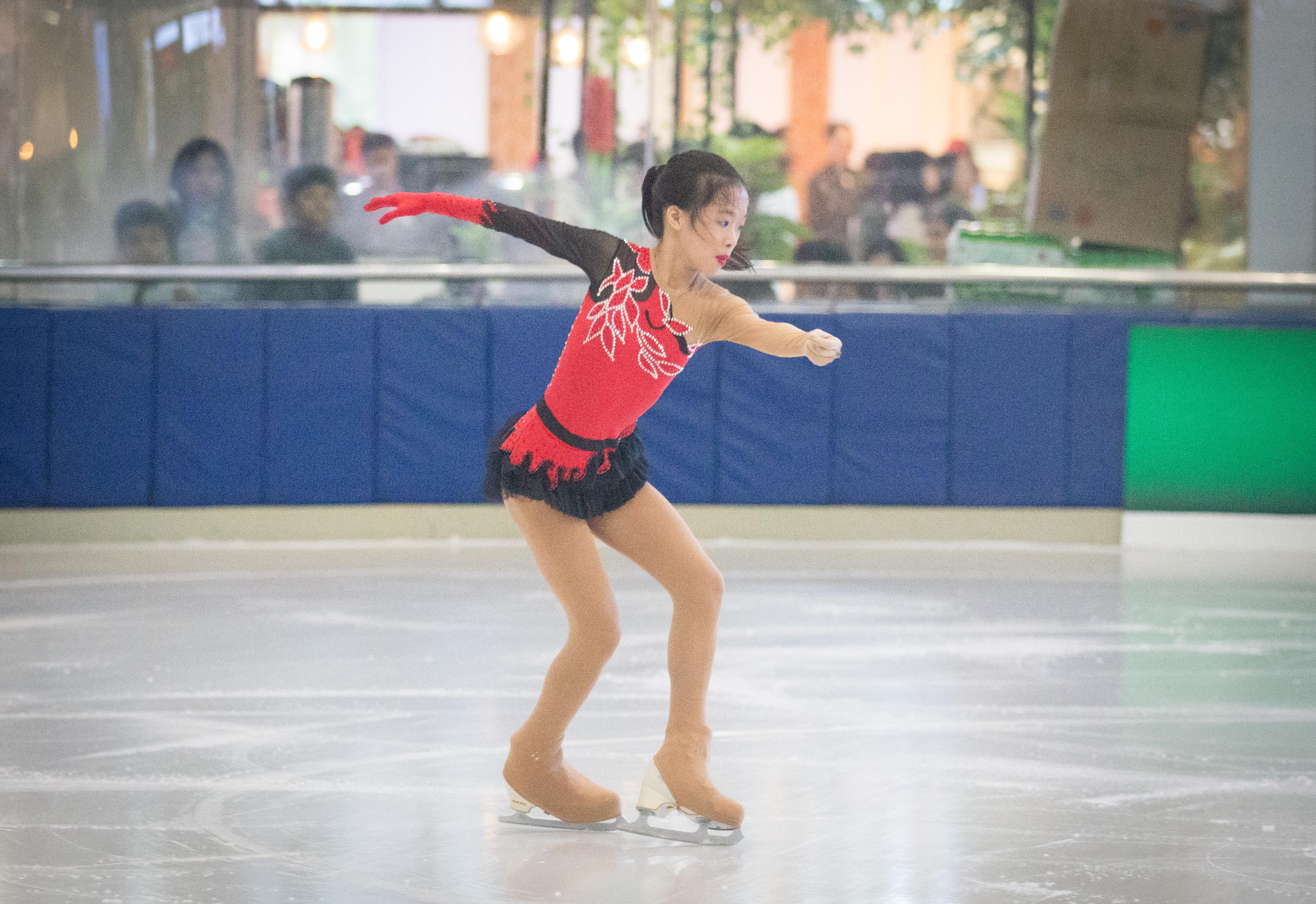 trượt băng trần khánh linh ảnh 3 truot bang tran khanh linh anh 3