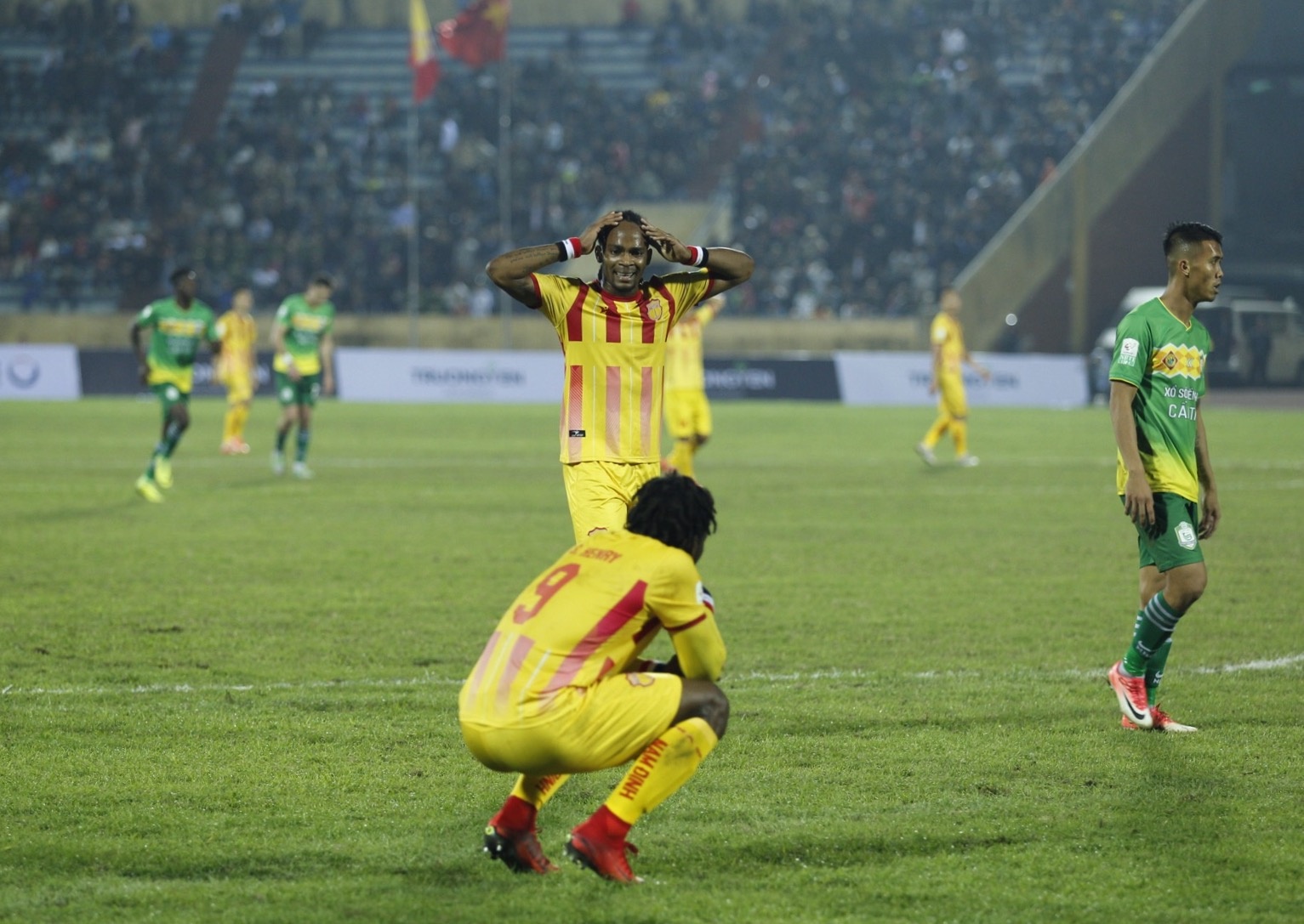 nam dinh v.league anh 6