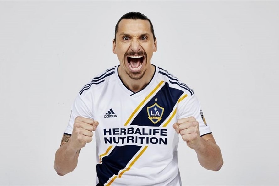 zlatan ibrahimovic rời mu ảnh 1 zlatan ibrahimovic roi mu anh 1