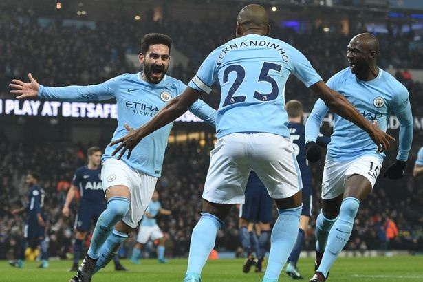 man city vo dich anh 6