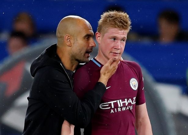 Pep Guardiola: 'Biet Man City se vo dich tu thang 9 nam ngoai' hinh anh