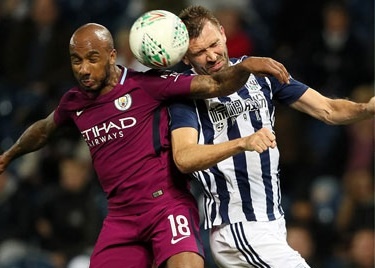 Gian tiep giup Man City vo dich, West Brom khong can Pep cam on hinh anh