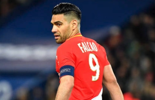 Thua PSG 7 ban, Monaco tra lai tien ve cho co dong vien hinh anh