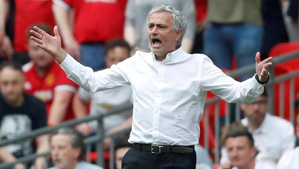 Mourinho: 'Toi se bi giet neu MU khong vo dich cup FA' hinh anh