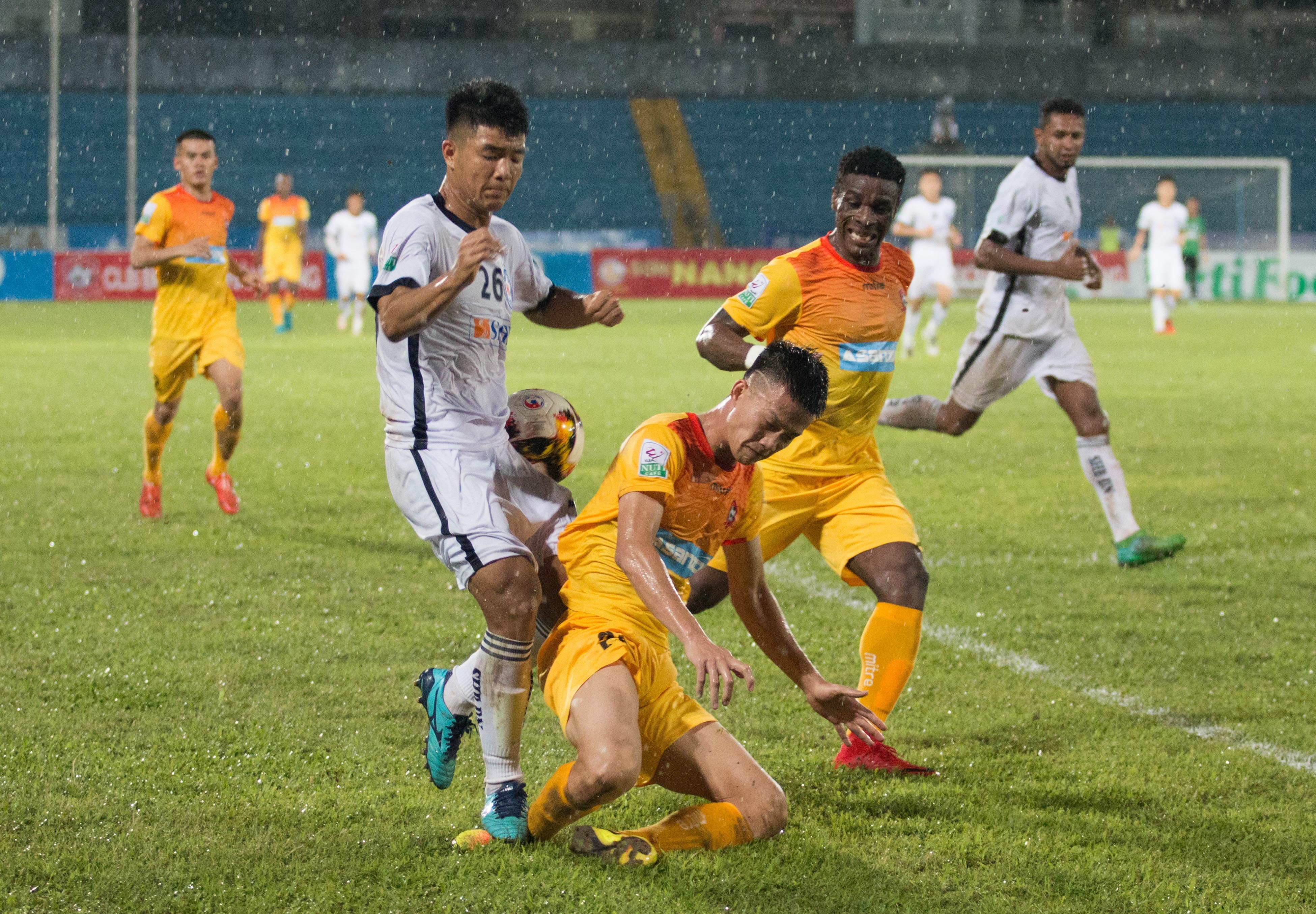 hai phong vs da nang anh 4