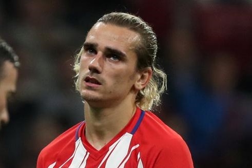 Giam doc Atletico Madrid len an thai do cua Barca vu Griezmann hinh anh