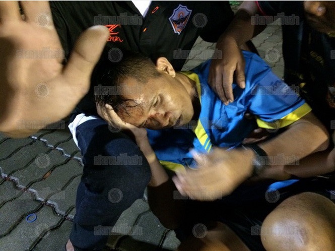 trọng tài thái lan tiêu cực ảnh 2 trong tai thai lan tieu cuc anh 2