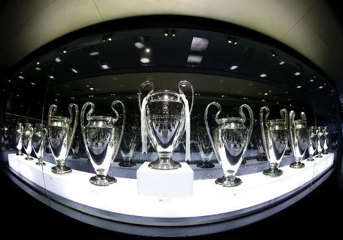 Lap ky luc Champions League, Real het cho de cup hinh anh