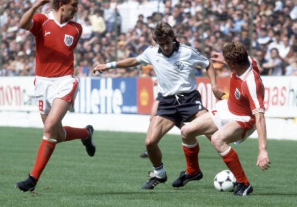 tranh cai world cup anh 5