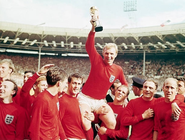 tranh cai world cup anh 8