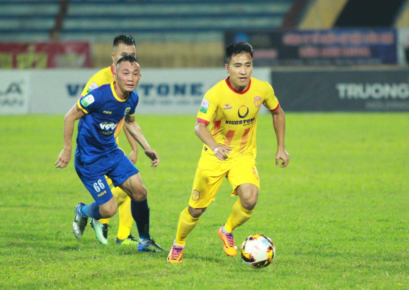 nam dinh thanh hoa vleague anh 10