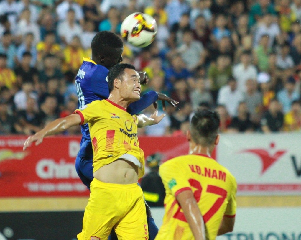 nam dinh thanh hoa vleague anh 6