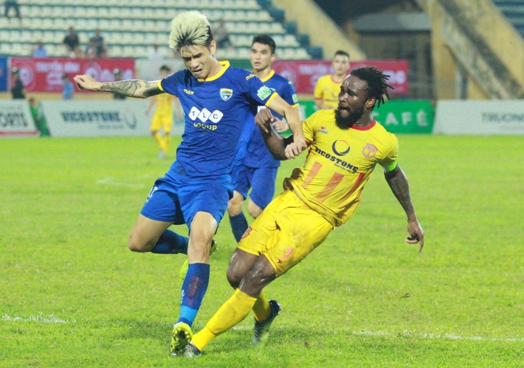 nam dinh thanh hoa vleague anh 7