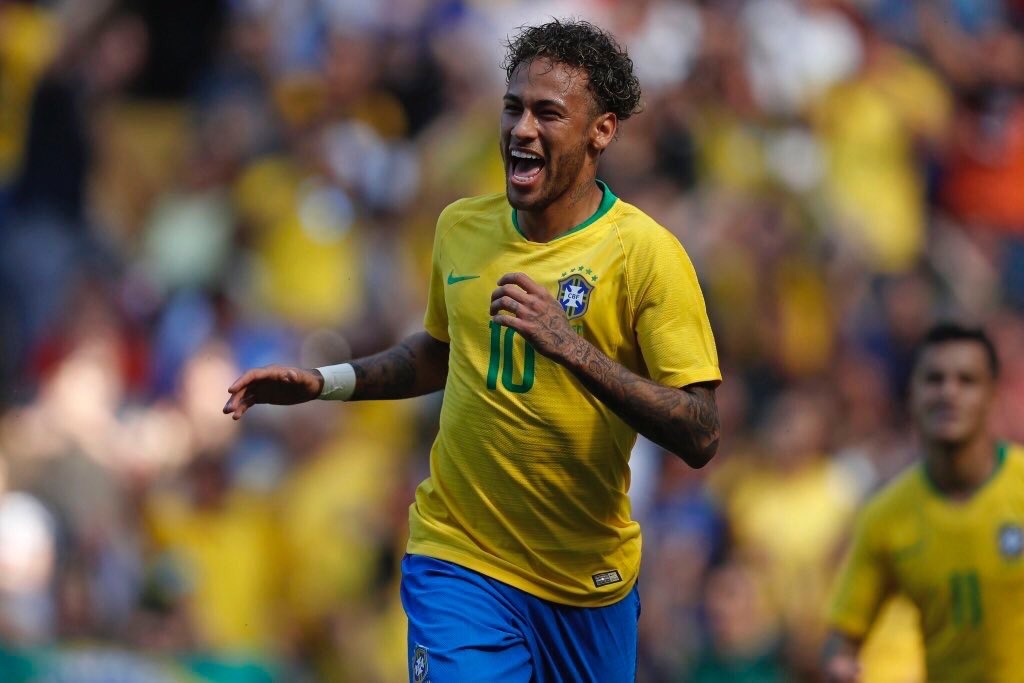 Neymar va dan sao Brazil tham quan an cua Willian anh 6