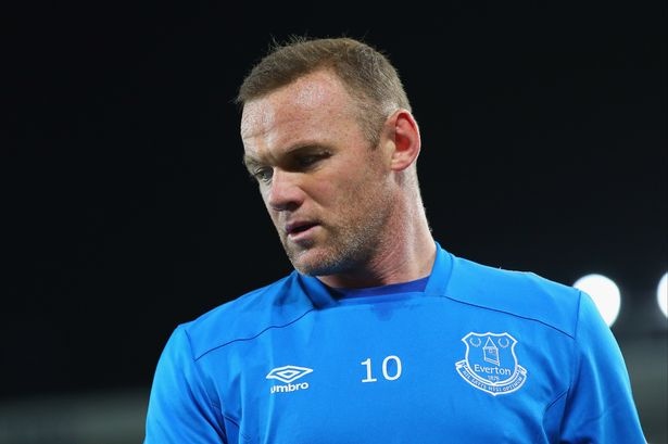 Khao khat o lai, Rooney van bi Everton day sang My hinh anh