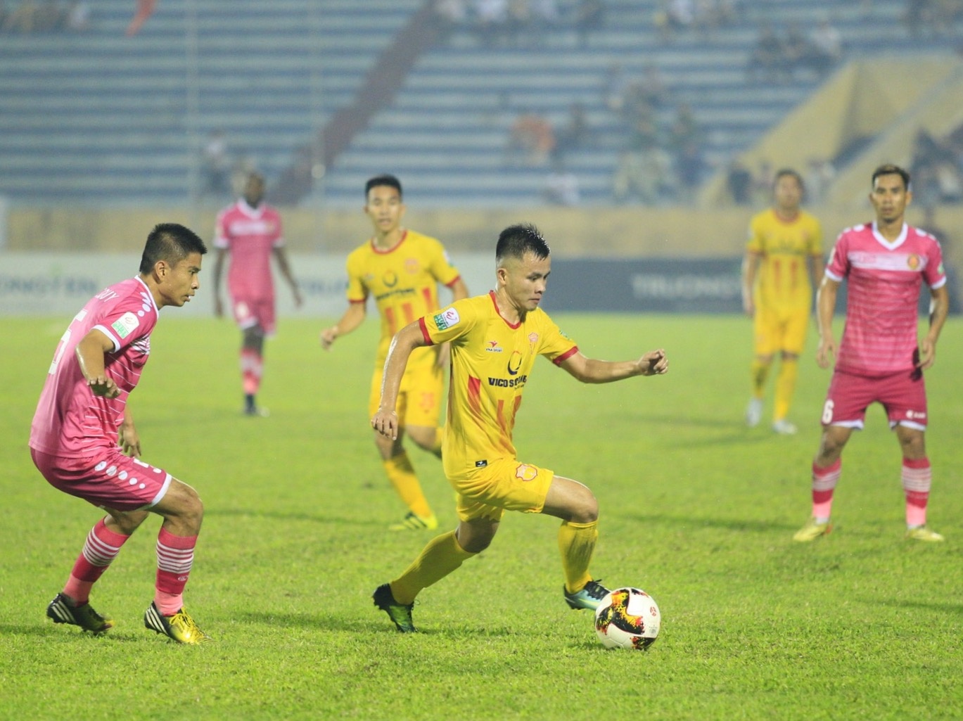 nam dinh sai gon anh 5