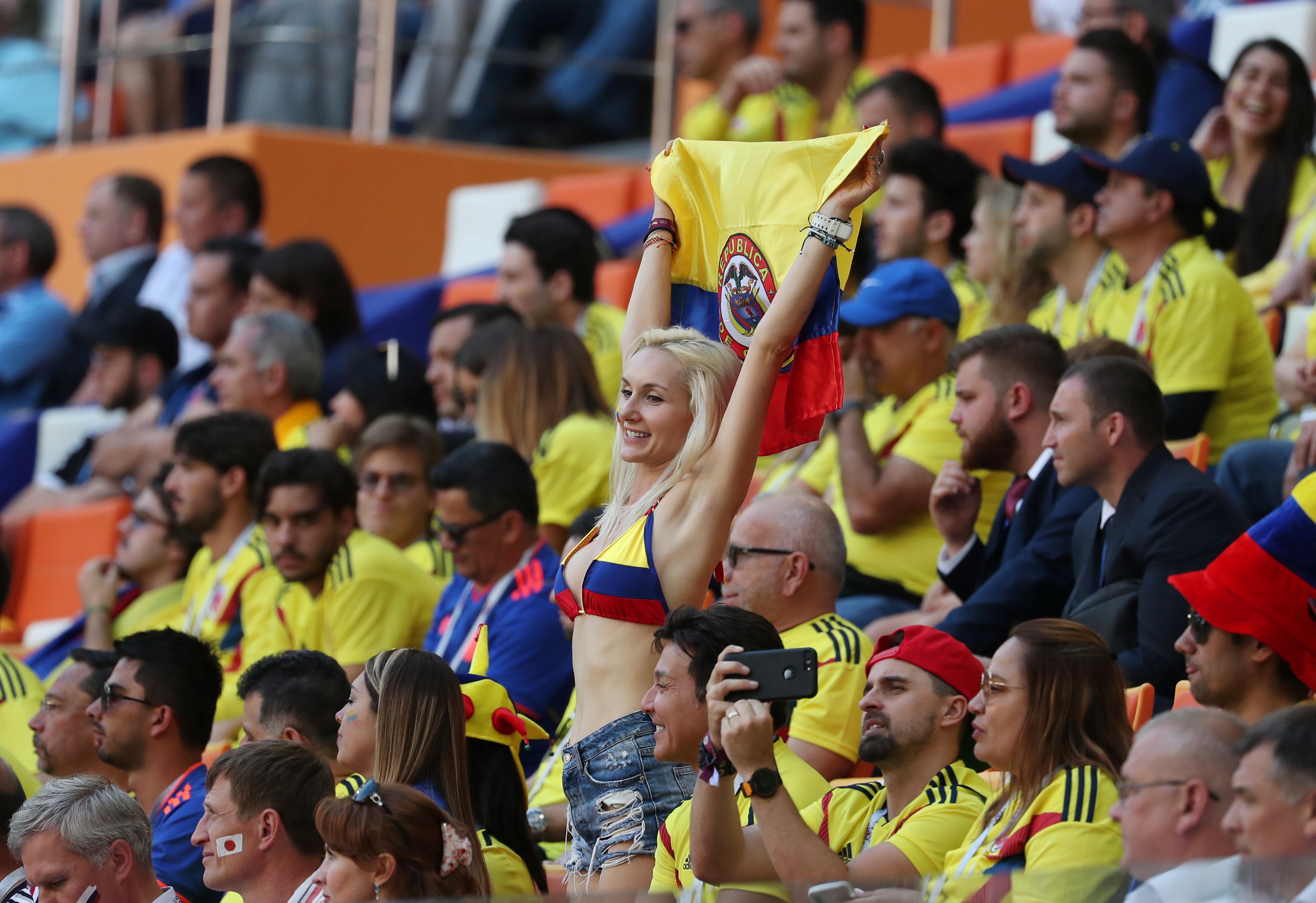 fan world cup nong bong anh 8