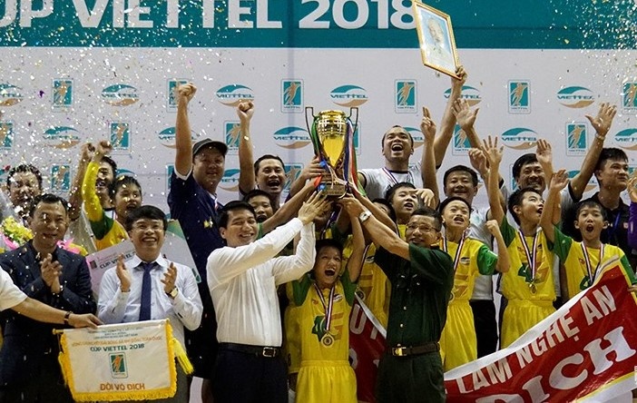 U11 SLNA len ngoi tai Giai bong da nhi dong toan quoc hinh anh