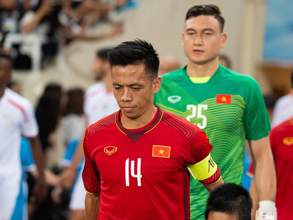 Van Quyet, Quang Hai choi hay trong ngay Cong Phuong toa sang hinh anh