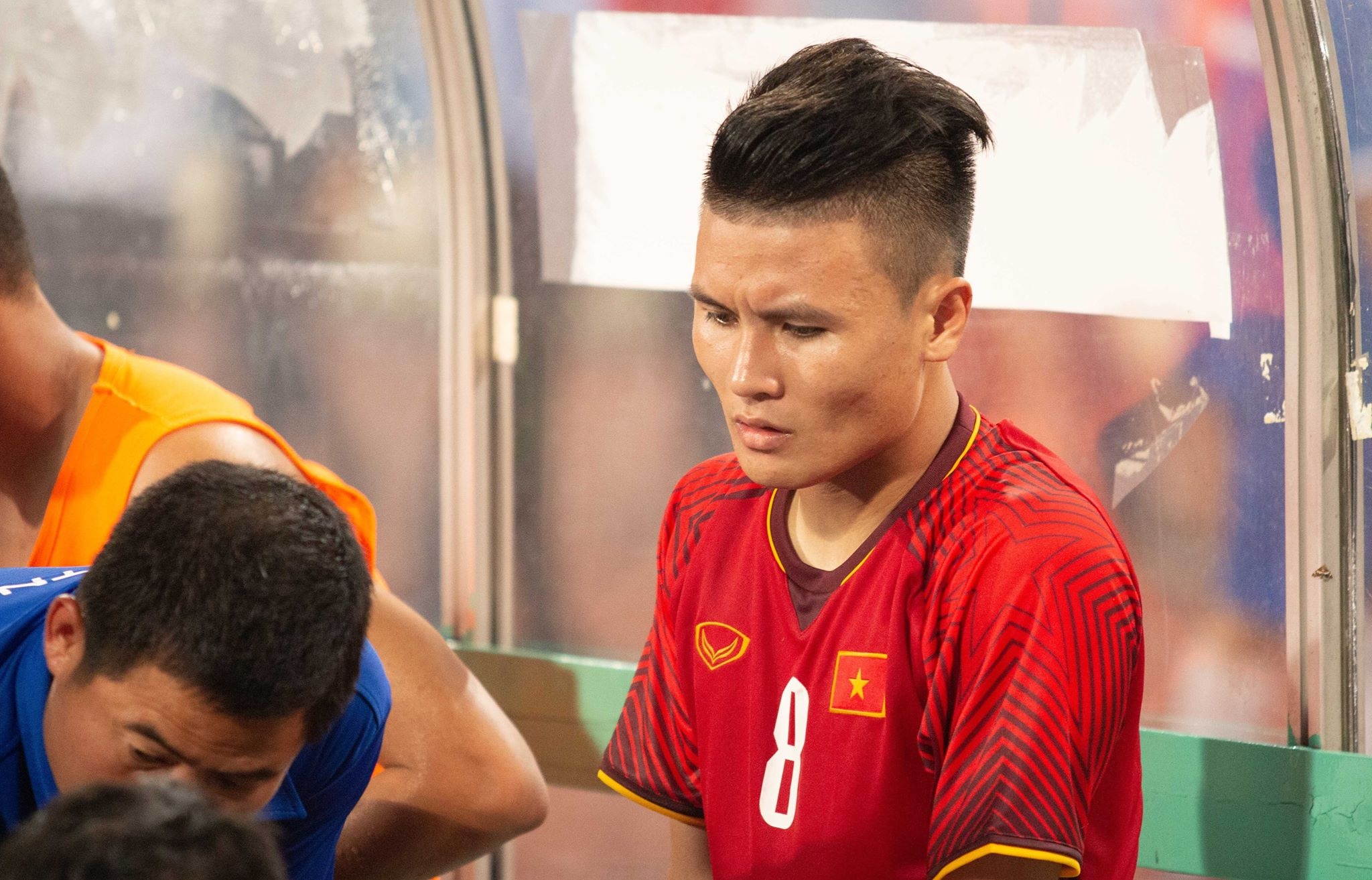 Quang Hai chan thuong, Tien Dung de thung luoi truoc Uzbekistan hinh anh