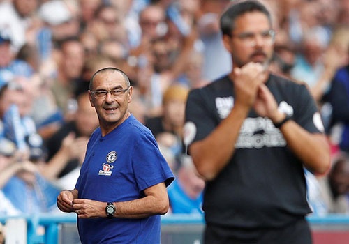 Huddersfield vs Chelsea (0-3): HLV Sarri ra mat an tuong hinh anh
