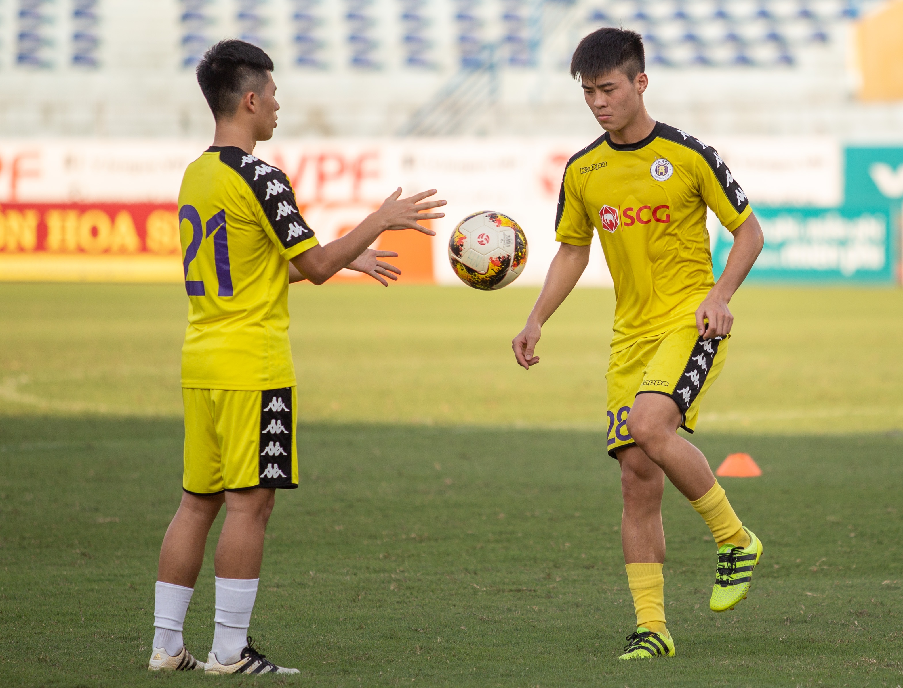 ha noi,  clb ha noi,  duy manh,  quang hai,  dinh trong,  chu dinh nghiem,  vo dich anh 6