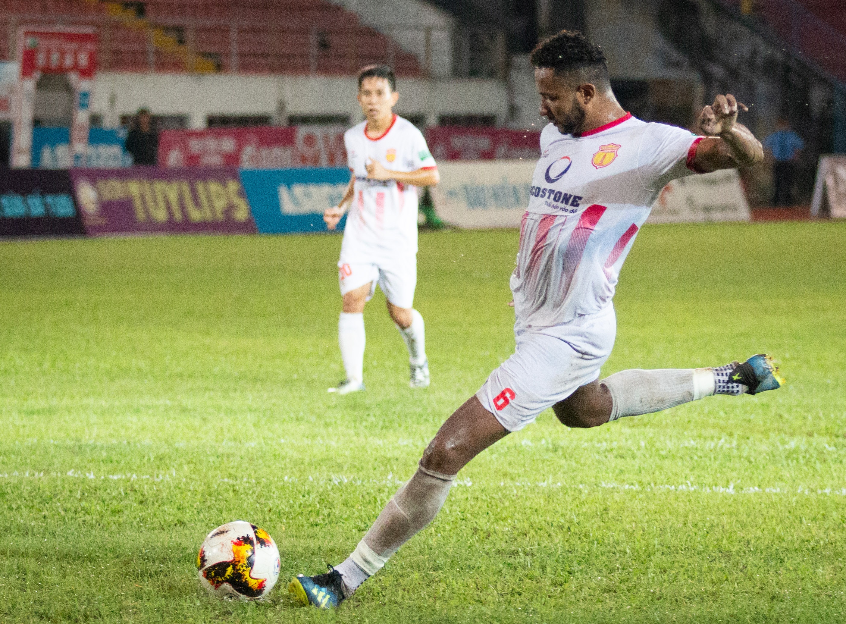 hai phong nam dinh anh 8